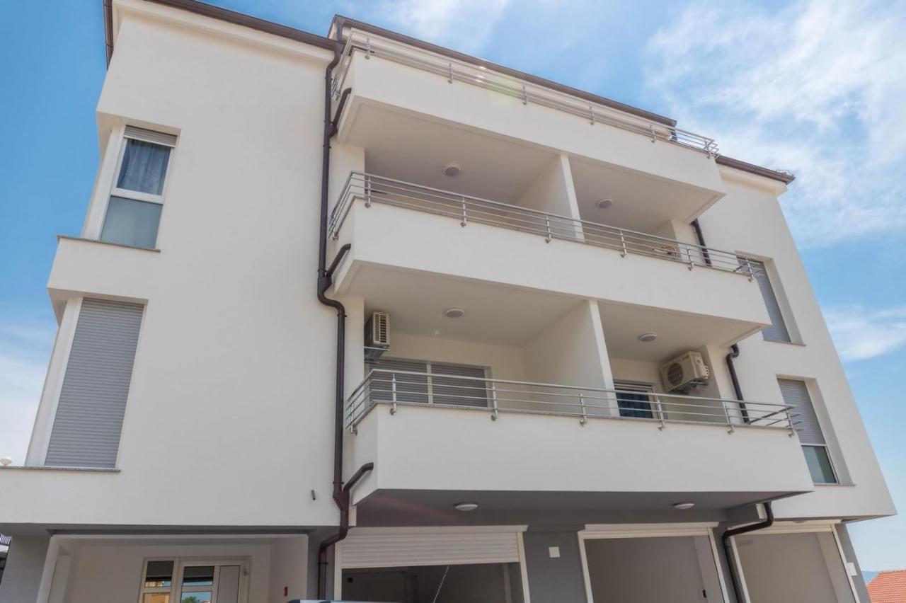 Apartamento Michelle Crikvenica Exterior foto