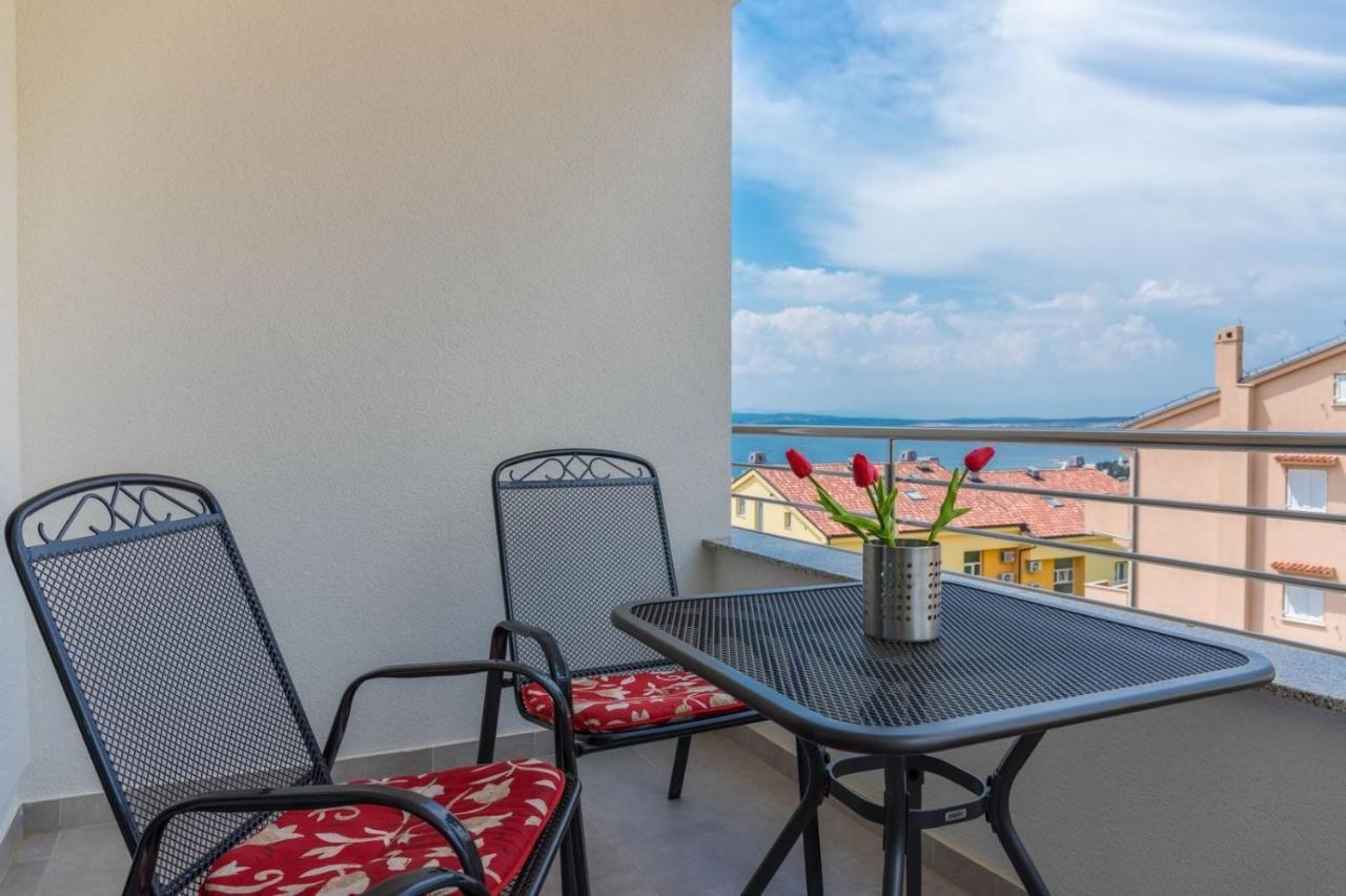 Apartamento Michelle Crikvenica Exterior foto