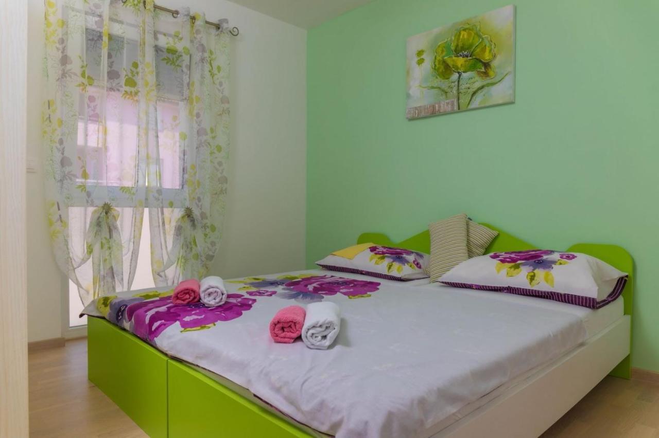 Apartamento Michelle Crikvenica Exterior foto